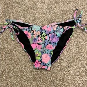 VS Rouched back floral bikini bottoms